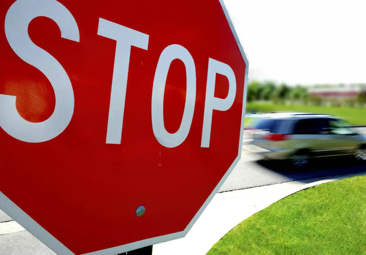 Stop Sign Accidents Whos At Fault